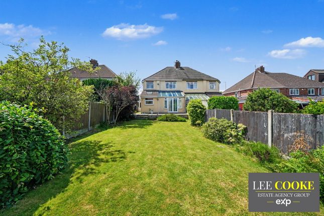 3 bed property, in Long Knowle Lane, £295,000