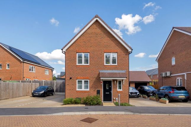 3 bed property, in Stadhampton, £440,000