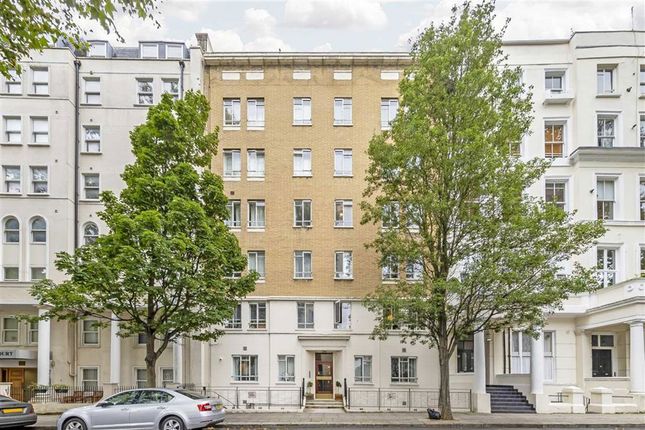 2 bed property, in Leinster Gardens, £550,000