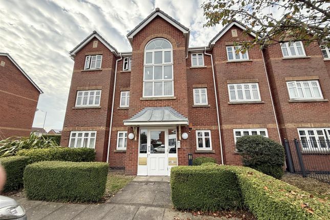 2 bed property, in Rollesby Gardens, £99,950