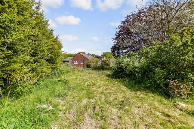3 bed property, in Stour Valley Close, £550,000