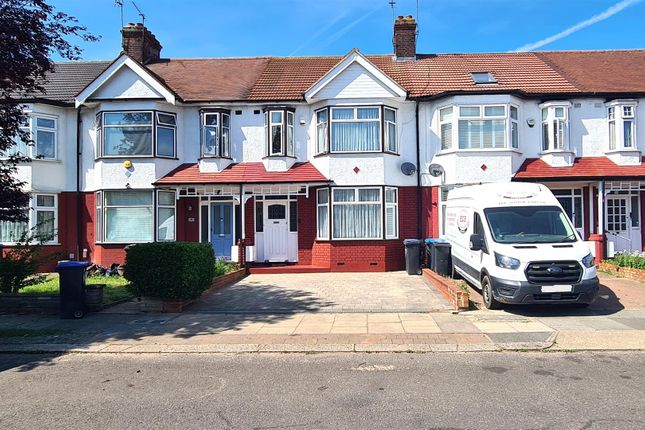 3 bed property, in Kenmare Gardens, £599,950