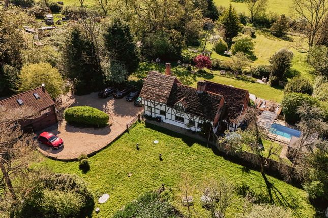 6 bed property, in Cogmans Lane, £1,650,000