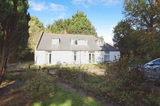 5 bed property, in Newport Road, £475,000
