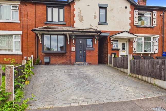 3 bed property, in Donald Avenue, £240,000