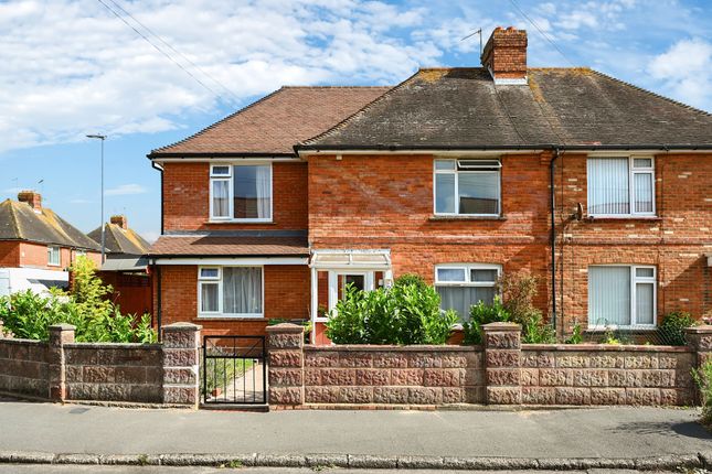 5 bed property, in Vine Square, £410,000