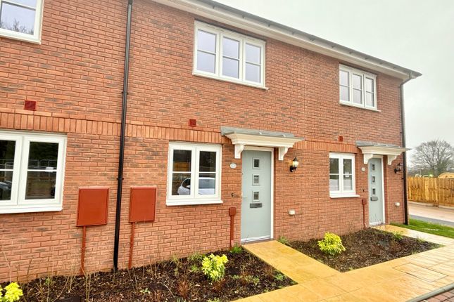 2 bed property, in Saturn Road, £189,000