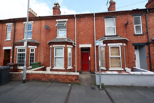 4 bed property, in Scorer Street, £150,000