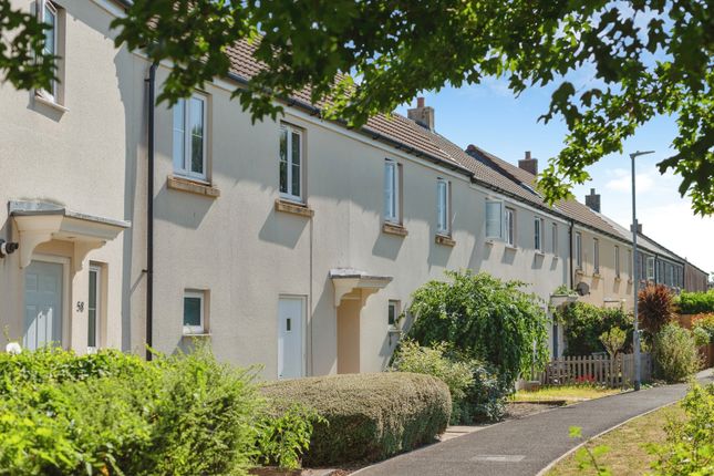 2 bed property, in Morse Road, £175,000