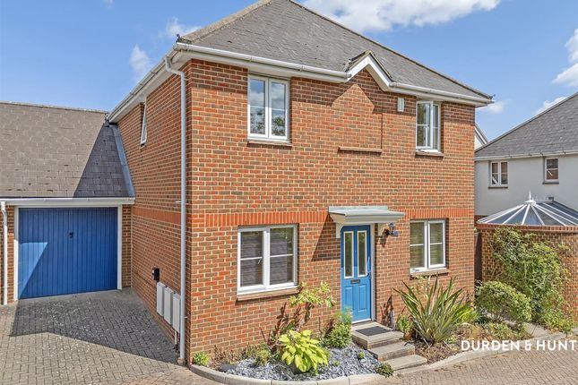 3 bed property, in St. Nicholas Place, £650,000