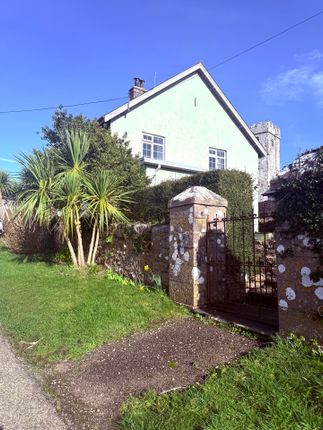 4 bed property, in Park Villa, £480,000