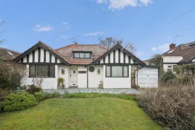 3 bed property, in Richings Way, £800,000