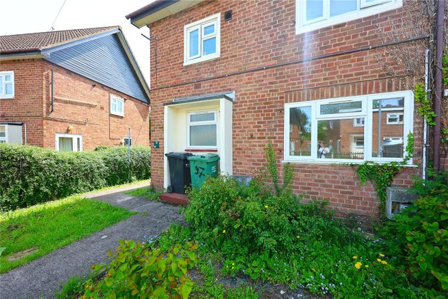 1 bed property, in Springfield Avenue, £50,000