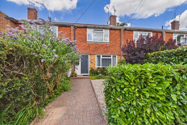 2 bed property, in Beta Road, £370,000