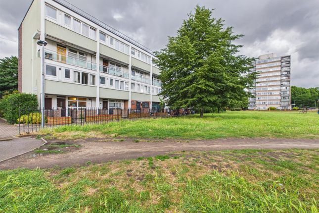 3 bed property, in Giraud Street, £400,000