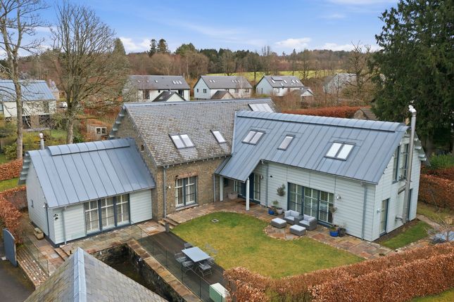 5 bed property, in Autumn House, £1,050,000