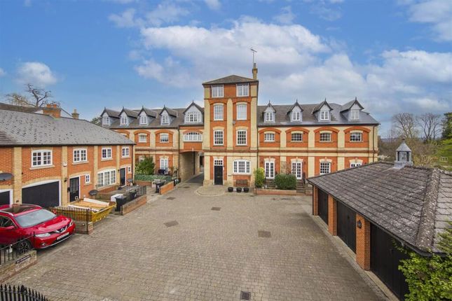 1 bed property, in Abbey Brewery Court, £180,000
