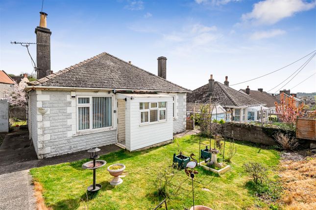 2 bed property, in Phillis Hill, £300,000