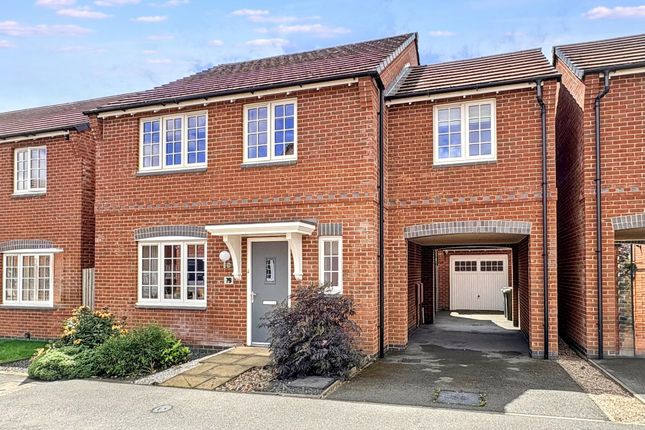 4 bed property, in Coronet Drive, £325,000
