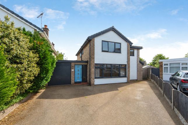 4 bed property, in Horbury Gardens, £390,000