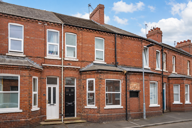 2 bed property, in Prospect Terrace, £270,000