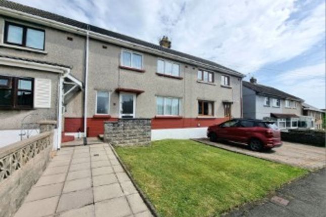 3 bed property, in Heol Yr Ysgol, £165,000