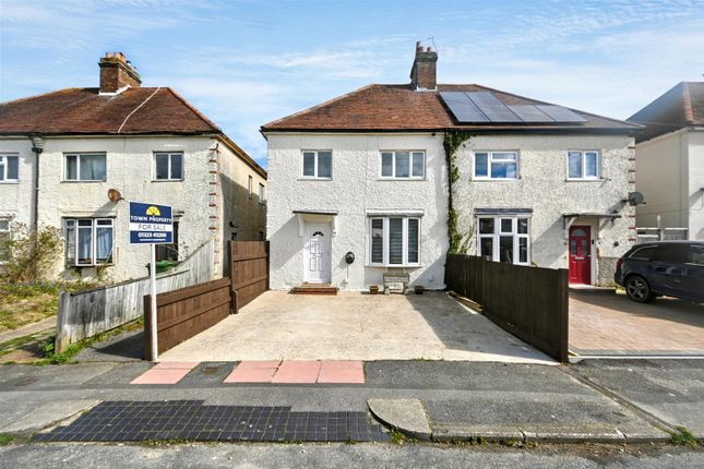 3 bed property, in Percival Road, £269,950