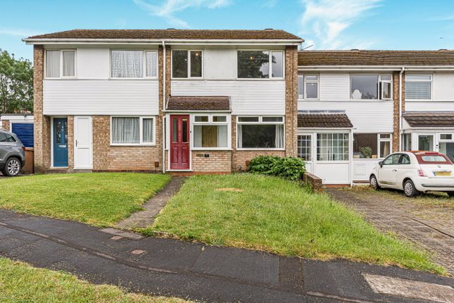 3 bed property, in Milholme Green, £240,000