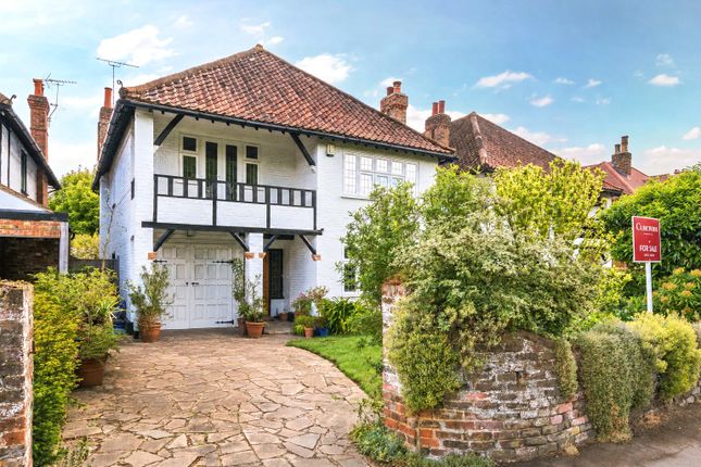 4 bed property, in Lower Green Road, £1,200,000