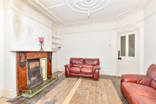 3 bed property, in St. Chad's Avenue, £285,000