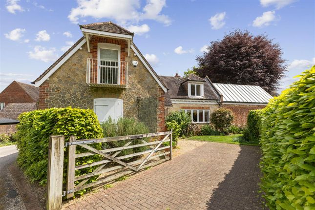 4 bed property, in Red House Court, £1,150,000