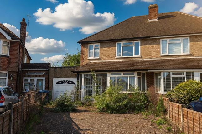 3 bed property, in 32 Cumberland Drive, £450,000