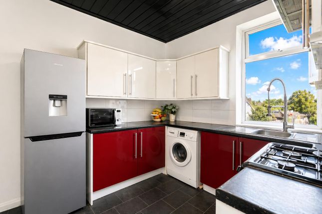 2 bed property, in Maudsley Street, £110,000