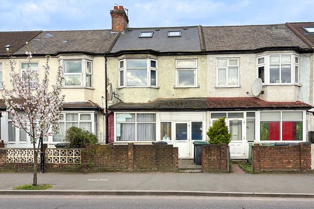 4 bed property, in Broad Lane, £675,000