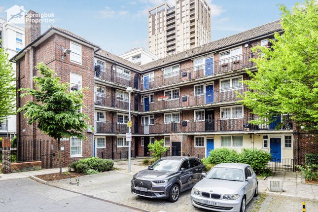 2 bed property, in Baxter House, £295,000