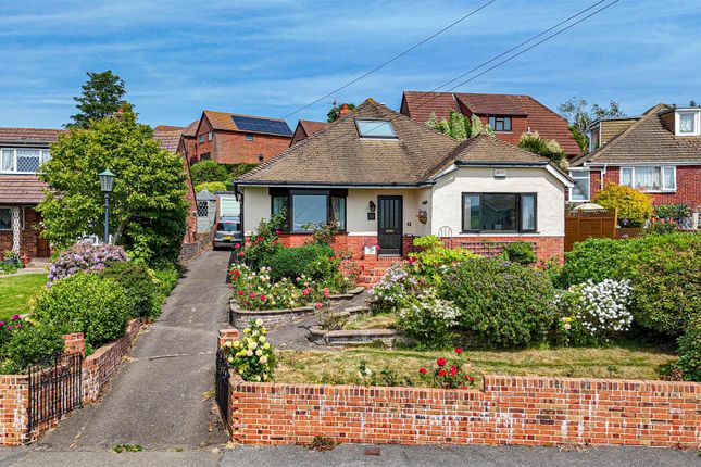 3 bed property, in Pilot Road, £375,000