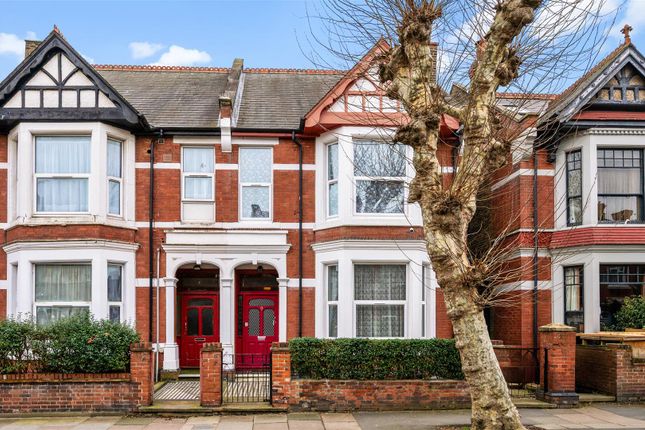 4 bed property, in Harlesden Gardens, £850,000