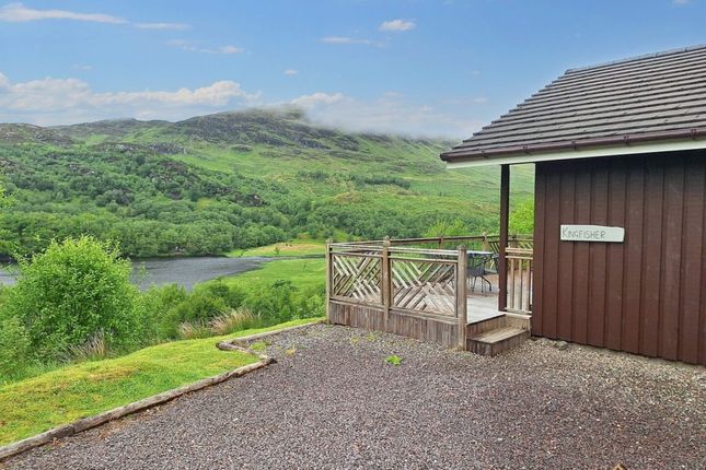2 bed property, in Escape to Your Highland Retreat — Kingfisher Lodge, £185,000