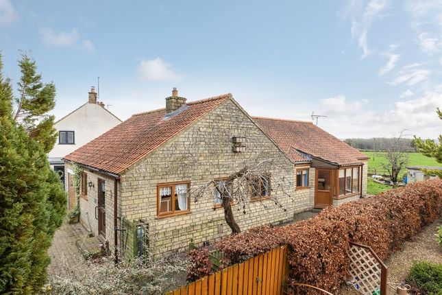3 bed property, in Main Street, £350,000