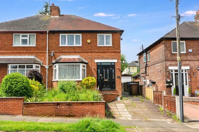 3 bed property, in Chell Green Avenue, £170,000
