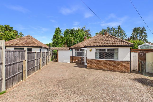 2 bed property, in Crown Close, £600,000