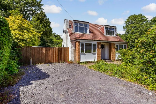 3 bed property, in Riddlesdown Road, £550,000