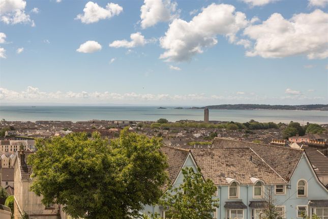4 bed property, in Montpelier Terrace, £200,000