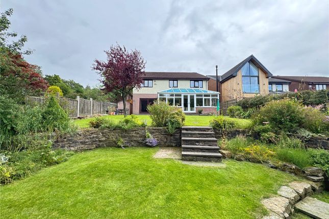 4 bed property, in Foxwell Close, £450,000