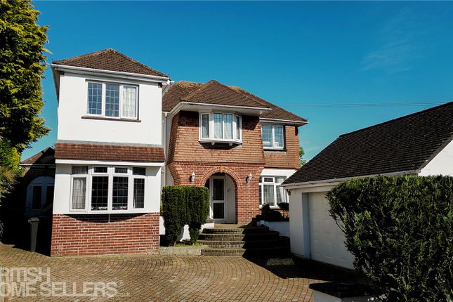 5 bed property, in Ashleigh Road, £550,000