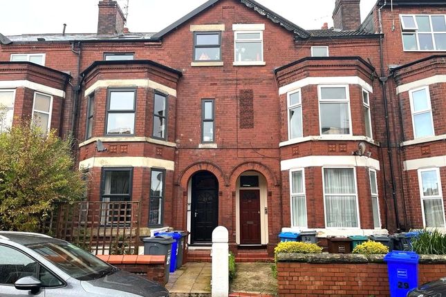 6 bed property, in Goulden Road, £950,000