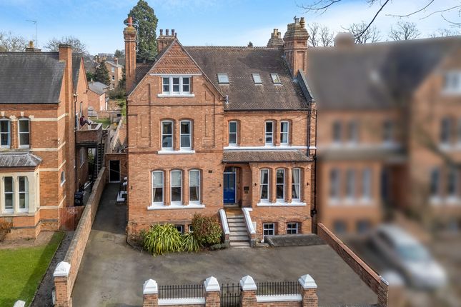 7 bed property, in Arlington Avenue, £1,750,000