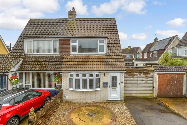 2 bed property, in The Link, £260,000