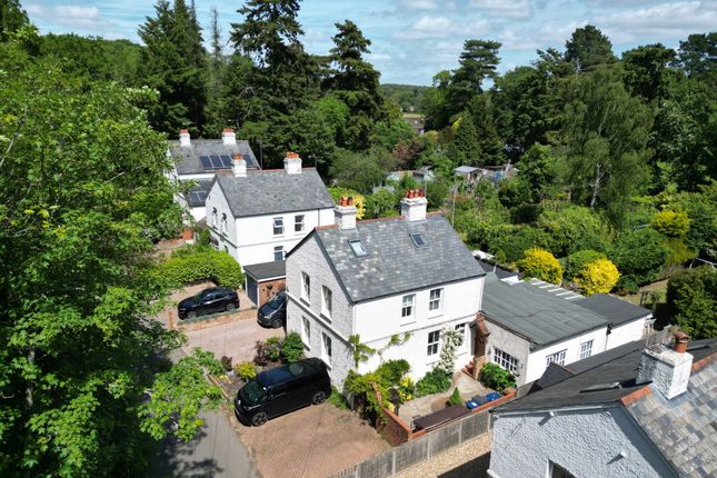3 bed property, in Hamlash Lane, £695,000
