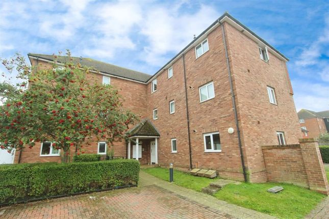 2 bed property, in Limehouse Court, £105,000